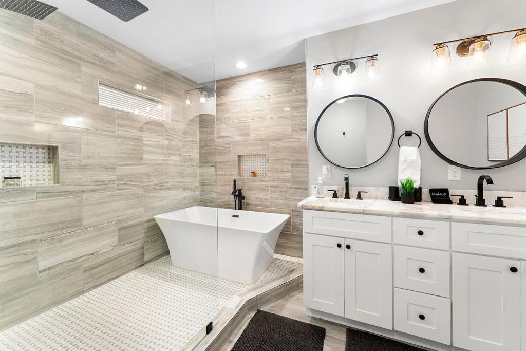 Large Modern Home Centrally Located With Hot Tub AtlantaAtlanta  Kültér fotó