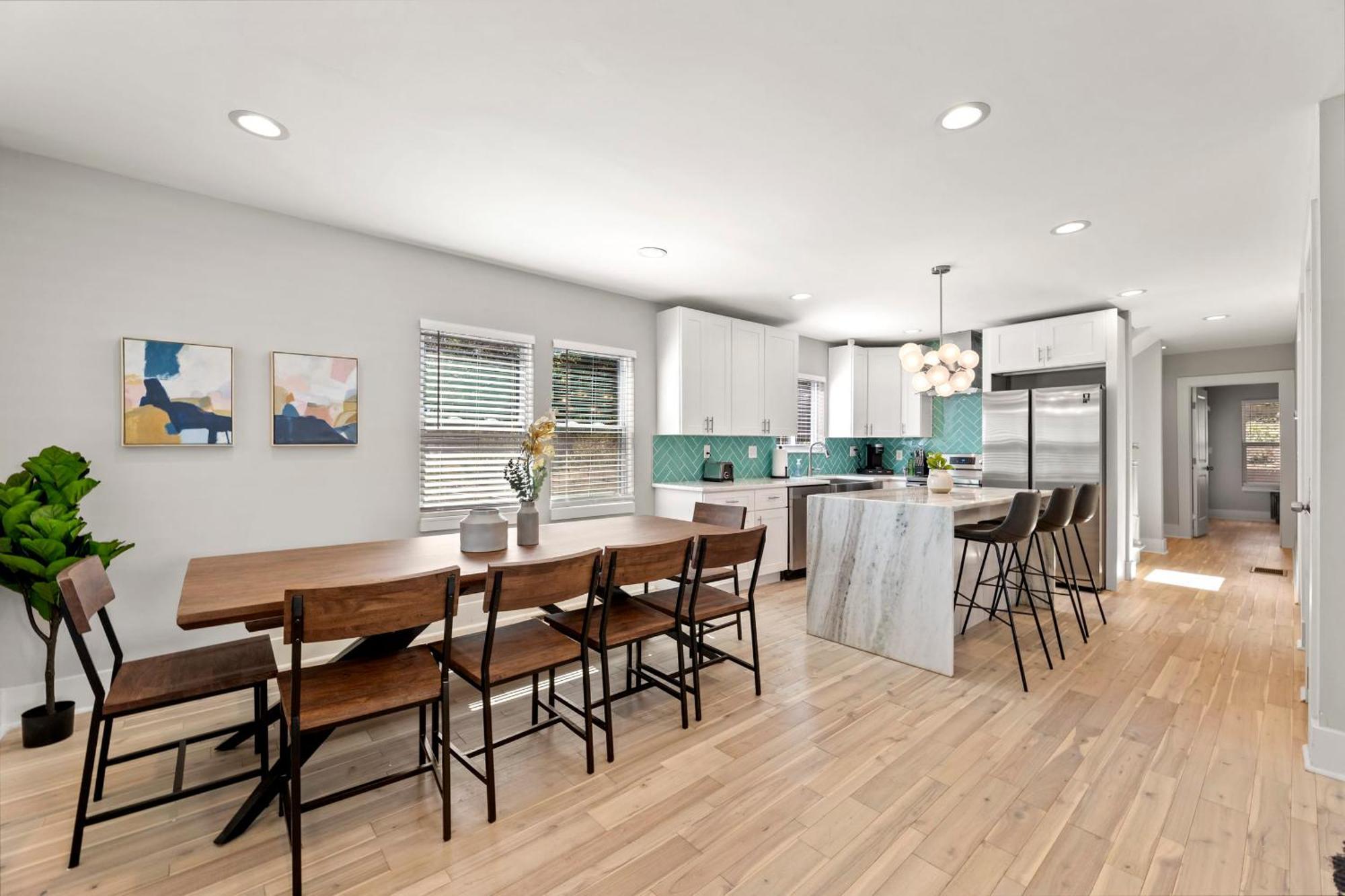 Large Modern Home Centrally Located With Hot Tub AtlantaAtlanta  Kültér fotó